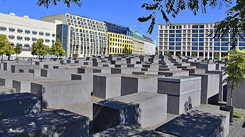 nie wieder erinnerungskultur